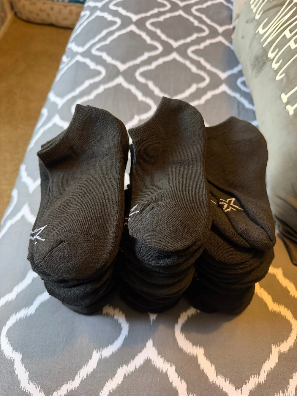 NWOT Kids No-Show Black Athletic Socks - 80 Pack
